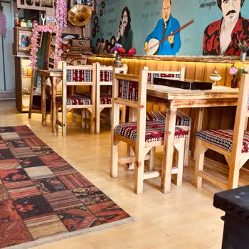 Cafe 45‘lik | Afyonkarahisar Bomboş Kapatılmış Hamurları Mantı Diye Servis Ettiler!