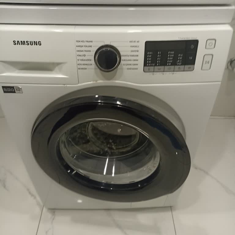 Yeni Samsung Çamaşır Makinesinde Kısa Sürede Paslanma Sorunu Yaşadım