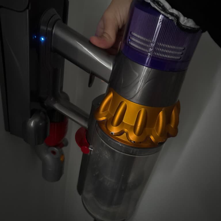 Garanti Süresi Dolunca İlgisizlik Ve Sürekli Kapanan Dyson V15