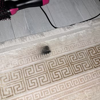 Trendyol Saç Maşası Patladı Halıda Yanık Oluştu Zarar Karşılanmıyor