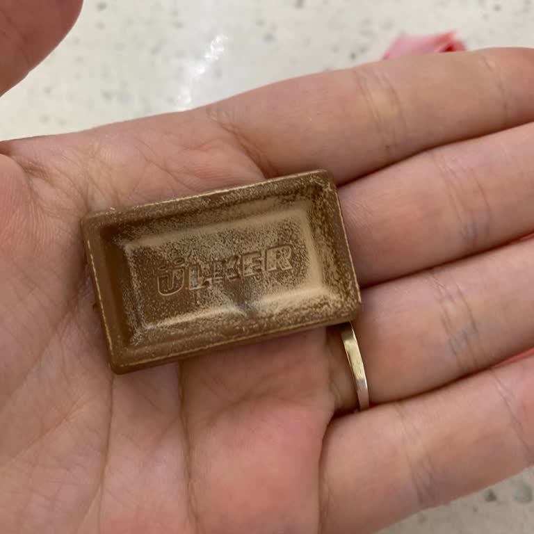 Yeni Açılan Çikolatada Beyazlaşma Ve Garip Tat Sorunu