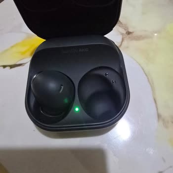 Daha İlk Günden Arızalı Gelen Kulaklık Ve Çözüm Beklentisi