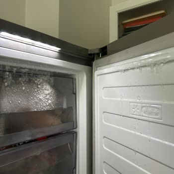 Dondurucudaki Sürekli Buzlanma Sorunu Çözülemiyor