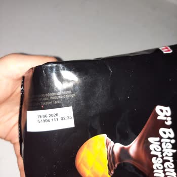 Aldığım Biskrem Bisküvi Küflü Ve Kırık Çıktı!