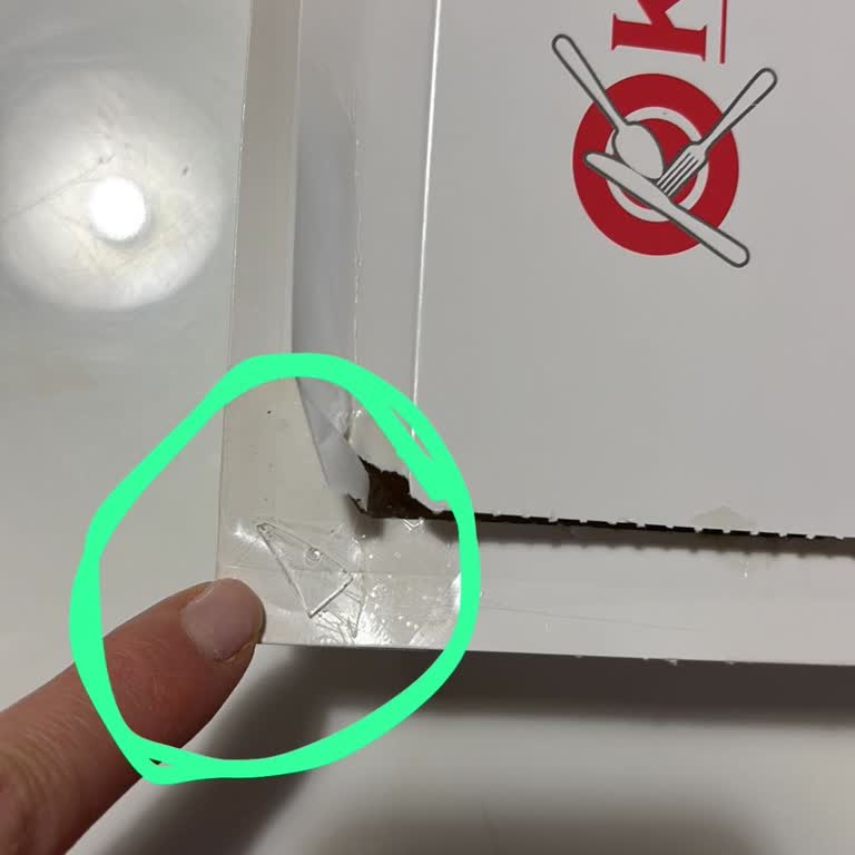 Yemekte Cam Parçası Ve Ücret İadesi Sorunu