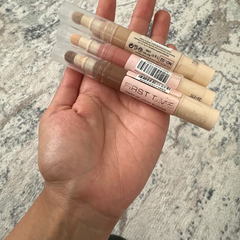 Aldığım Kozmetik Ürünlerin İçinden Sıvı Yağ Çıktı Muhatap Bulamıyorum