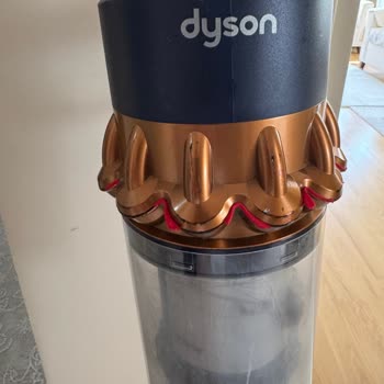 Dyson Süpürgede Dökülen Süngerler Ve Azalan Çekiş Gücüyle Yaşadığım Hayal Kırıklığı