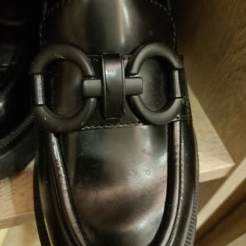 Yeni Alınan Ayakkabıda Kısa Sürede Açılma Ve Kırılma Sorunu