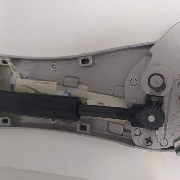 Mutfak Dolap Kapaklarında Piston Arızası ve Yedek Parça Sorunu