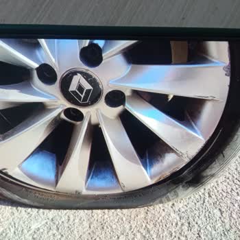 Hankook Laufenn S Fit Q 195/50/15 шини — быстрая поломка и гарантийное обслуживание