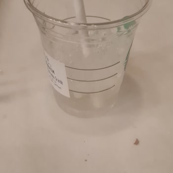 Orange Mango İçecekte Sadece Buz Ve Su İle Büyük Hayal Kırıklığı