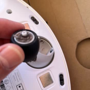 Elektrofoni Garanti Kapsamında Ücret Talebi Ve Kirli Teslimat Mağduriyeti