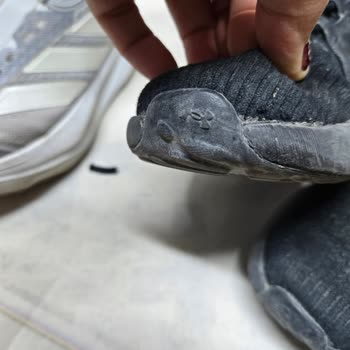 Under Armour Ayakkabıda Kısa Sürede Dikiş Sökülmesi Ve Hayal Kırıklığı