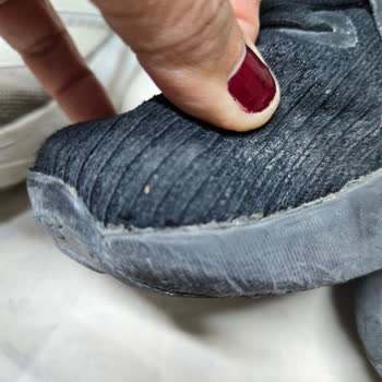 Under Armour Ayakkabıda Kısa Sürede Dikiş Sökülmesi Ve Hayal Kırıklığı