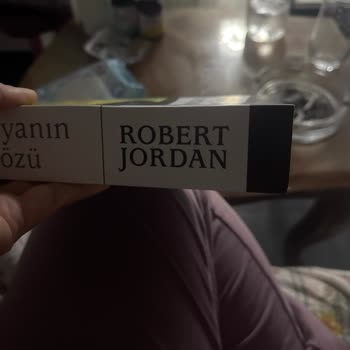 Eksik Sayfalı Ve Baskı Hatalı Kitap İçin Yayınevinden Yanıtsız Kaldım