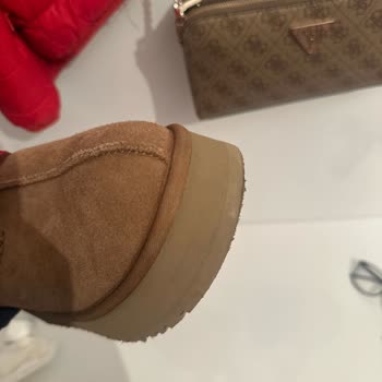 Kısa Sürede Aşınan Ugg Terlik İçin İade Talebi