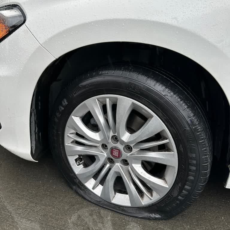 Periyodik Bakım Sonrası Lastik Kontrolü Yapılmamış Mağduriyet Yaşadım