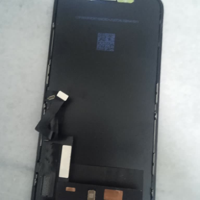 Yenilenmiş İphone 11 Aldım, Ekran Bozuldu Ve Mağdur Edildim