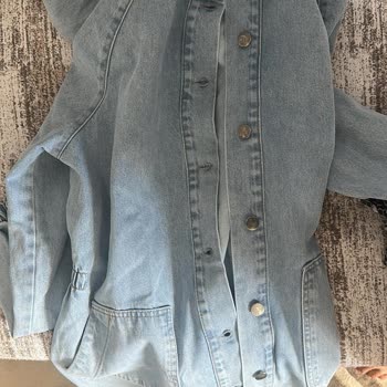 Reklamda Gösterilen Renkten Farklı Gelen Kot Ceket İade Sorunu