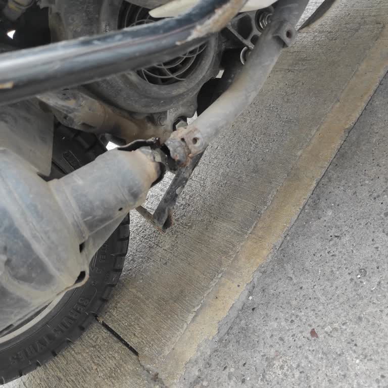 Yeni Alınan Motosiklette Egzoz Sorunu Ve Garanti Desteği Eksikliği