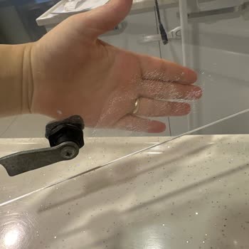 Yoğun Bakım Ünitesinde Bitmeyen Sorunlar Ve İlgisiz Firma