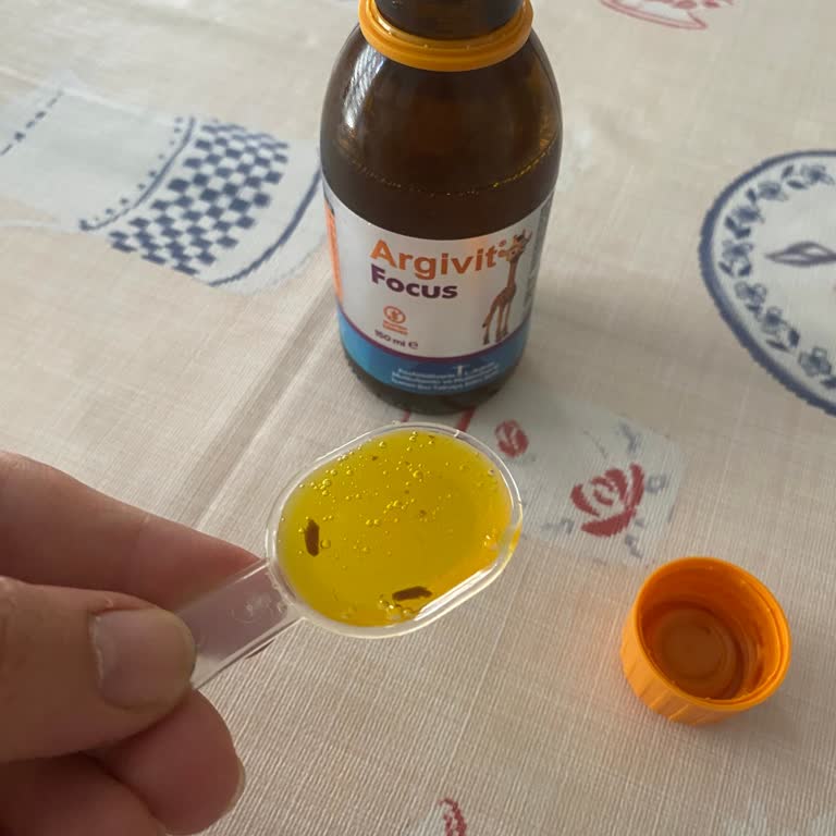 Argivit Focus Şişesinde Siyah Parçacıklar: Ürün Güvenliği Endişesi