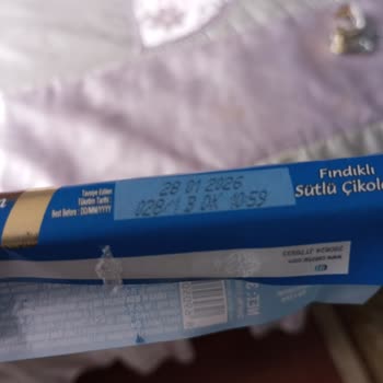 Aldığım Çikolatada Küf Benzeri Noktalar Ve İade Reddiyle Karşılaştım
