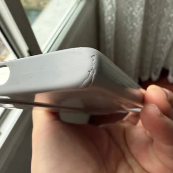 Kısa Sürede Yıpranan Samsung Galaxy S24 Ultra Orijinal Kılıf İçin Değişim Talebi