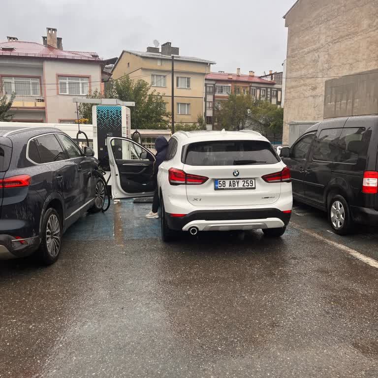 Trugo Şarj Alanına Benzinli Araçların Park Etmesi Nedeniyle Şarj Hizmetine Erişemiyorum