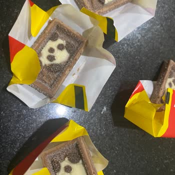 Son Kullanma Tarihi Geçmemiş Petito Çikolatalarda Küf Şoku Yaşadık