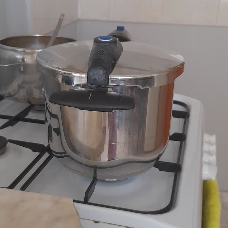 Uzun Süre Sorunsuz Kullandığım Tencerede Beklenmedik Sorun Ve Destek Talebi