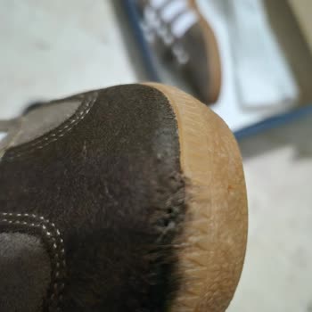 Adidas Handball Spezial Ayakkabıda Kısa Sürede Yırtılma Ve İletişim Sorunu