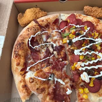 Pizza Siparişimden Yabancı Madde Çıktı, Can Güvenliğimiz Tehlikeye Girdi!