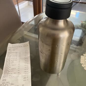 IKEA Aldığım Su Şişesi Sürekli Akıtıyor, Çözüm Bulamıyorum