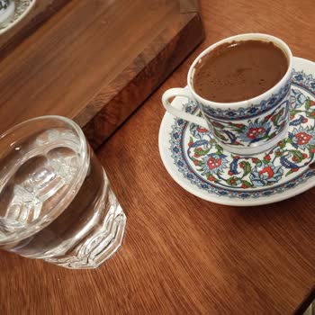 Yanlış Hazırlanan Kahve Ve İlgisiz Çalışanlar