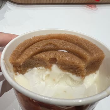 Helva Porsiyonu Küçük, Dondurma Oranı Fazla Geldi