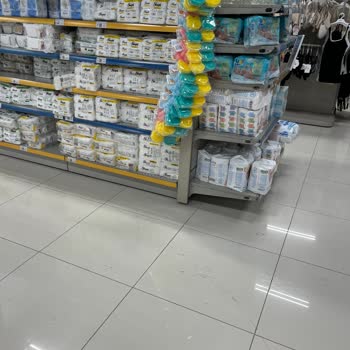 Ebebek Mağazada Temizlik İhmali: Oğlum Kaydı, Kimse Yardım Etmedi