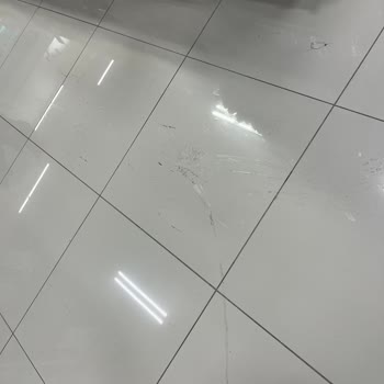 Ebebek Mağazada Temizlik İhmali: Oğlum Kaydı, Kimse Yardım Etmedi