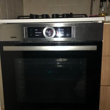 Sıfır Alınan Ankastre Fırının Ekranı Arızalı Çıktı Değişim Talep Ediyorum