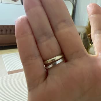 Kısa Sürede Sararan Alyans Mağaza İlgisizliğiyle Hayal Kırıklığı Yaşattı