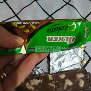 Son Kullanma Tarihi Geçmemiş Çikolatada Beyazlaşma Sorunu Ve İade Talebi