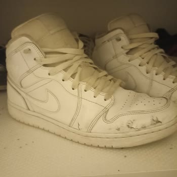 Kısa Sürede Deforme Olan Ayakkabının Faturası İçin Mağazaya Ulaşamıyorum