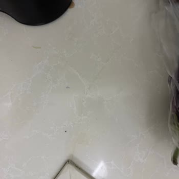 Garanti Süresi Sonrası Kendiliğinden Çatlayan Tezgah İçin Çözüm Bekliyorum