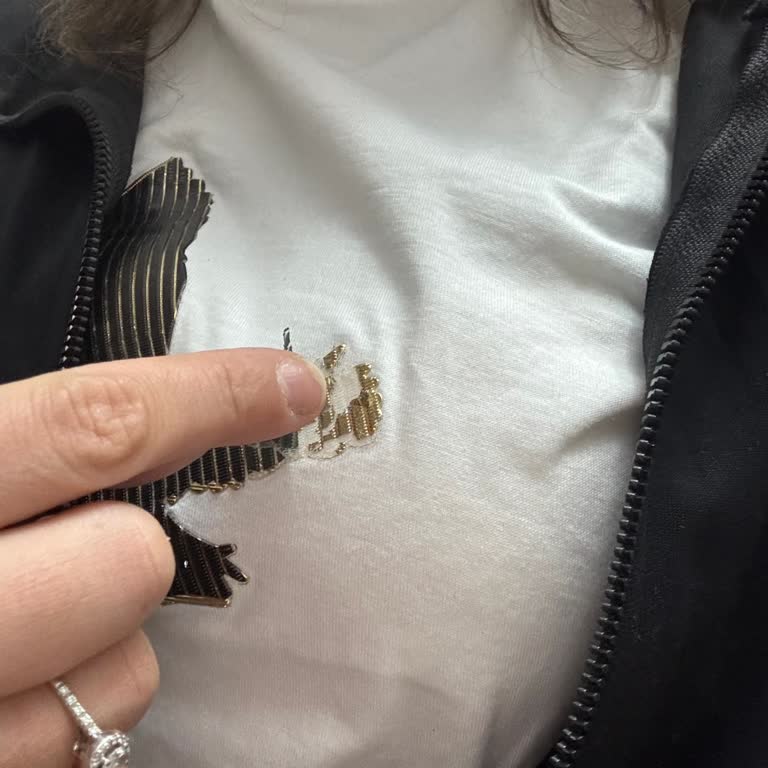 İlk Yıkamada Amblemi Soyulan Tişört Ve Cevapsız Müşteri Hizmetleri