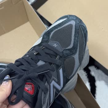 New Balance Ayakkabıda Erken Solma Ve Yırtılma Garanti Reddiyle Mağduriyet