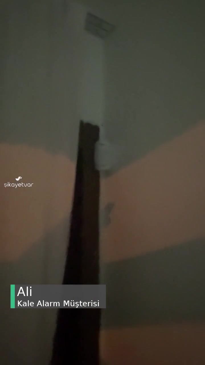 Kale Alarm Normal Pır Gibi! videonun kapak resmi