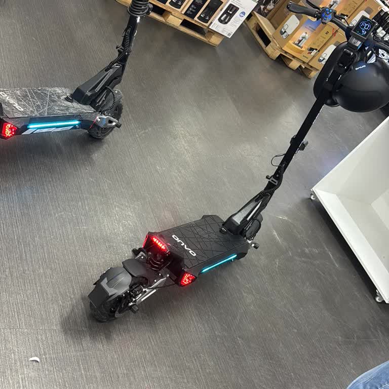 2 Günde Arızalanan Scooter Ve Yetersiz Mağaza Desteği