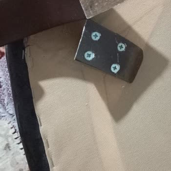 Teslimatta Hasarlı Koltuklar Ve Çözümsüz Müşteri Hizmetleri Mağduriyeti