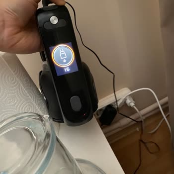 Philips 9000 Dikey Süpürge Şarj Olmama Sorunu Ve Değişim Talebi