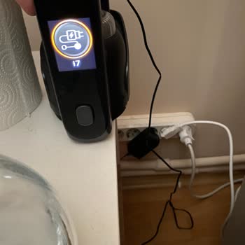 Philips 9000 Dikey Süpürge Şarj Olmama Sorunu Ve Değişim Talebi